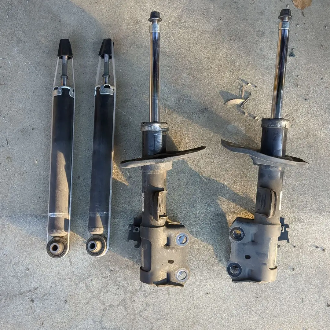 2026年最新】30 プリウス 純正 ショックの人気アイテム - メルカリ