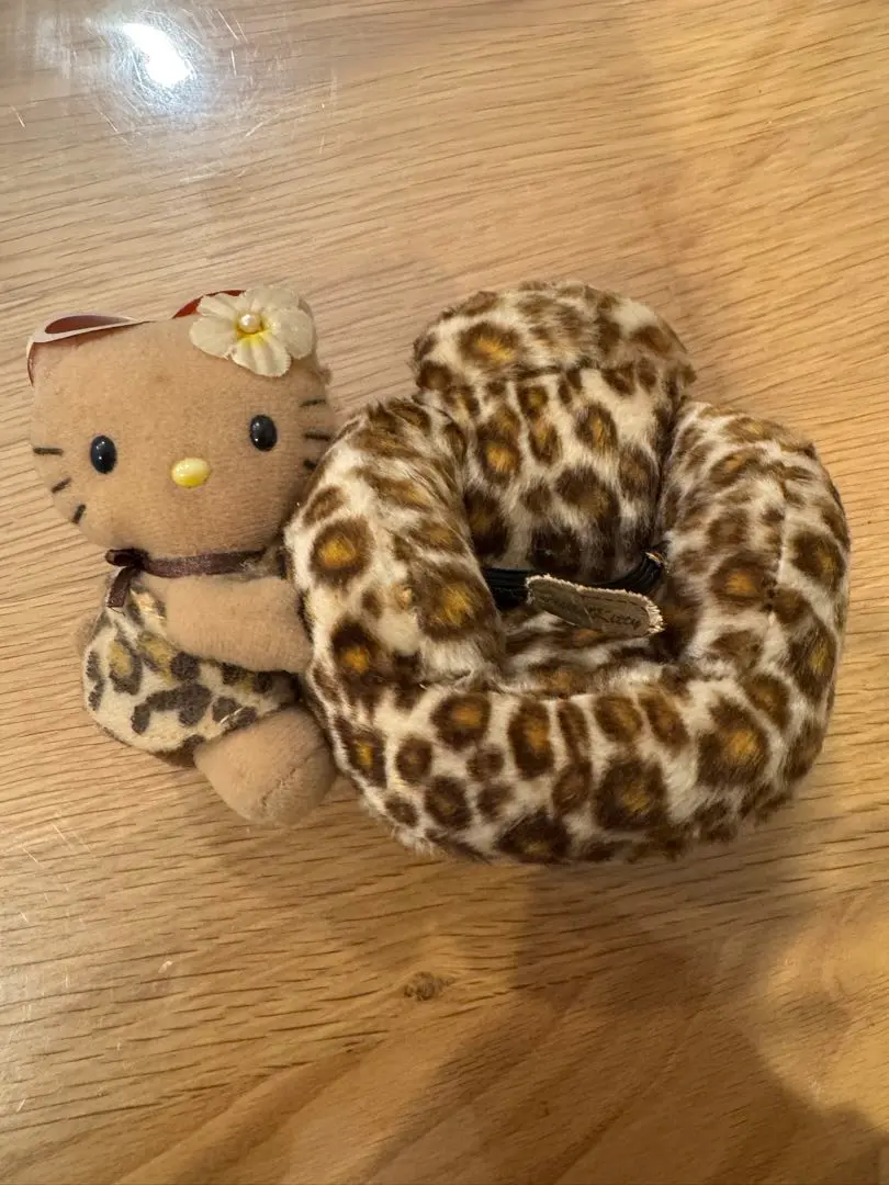 2026年最新】ハローキティヒョウ柄カー用品の人気アイテム - メルカリ