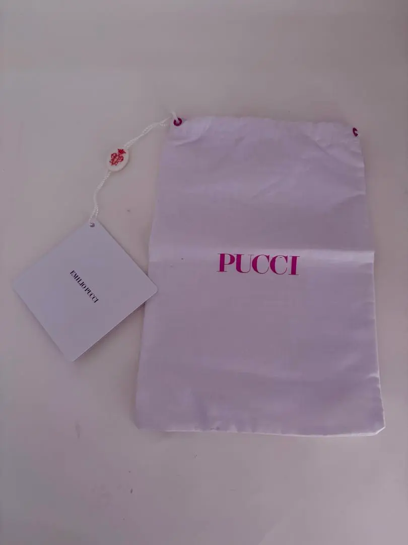 2026年最新】エミリオプッチ ミニポーチの人気アイテム - メルカリ