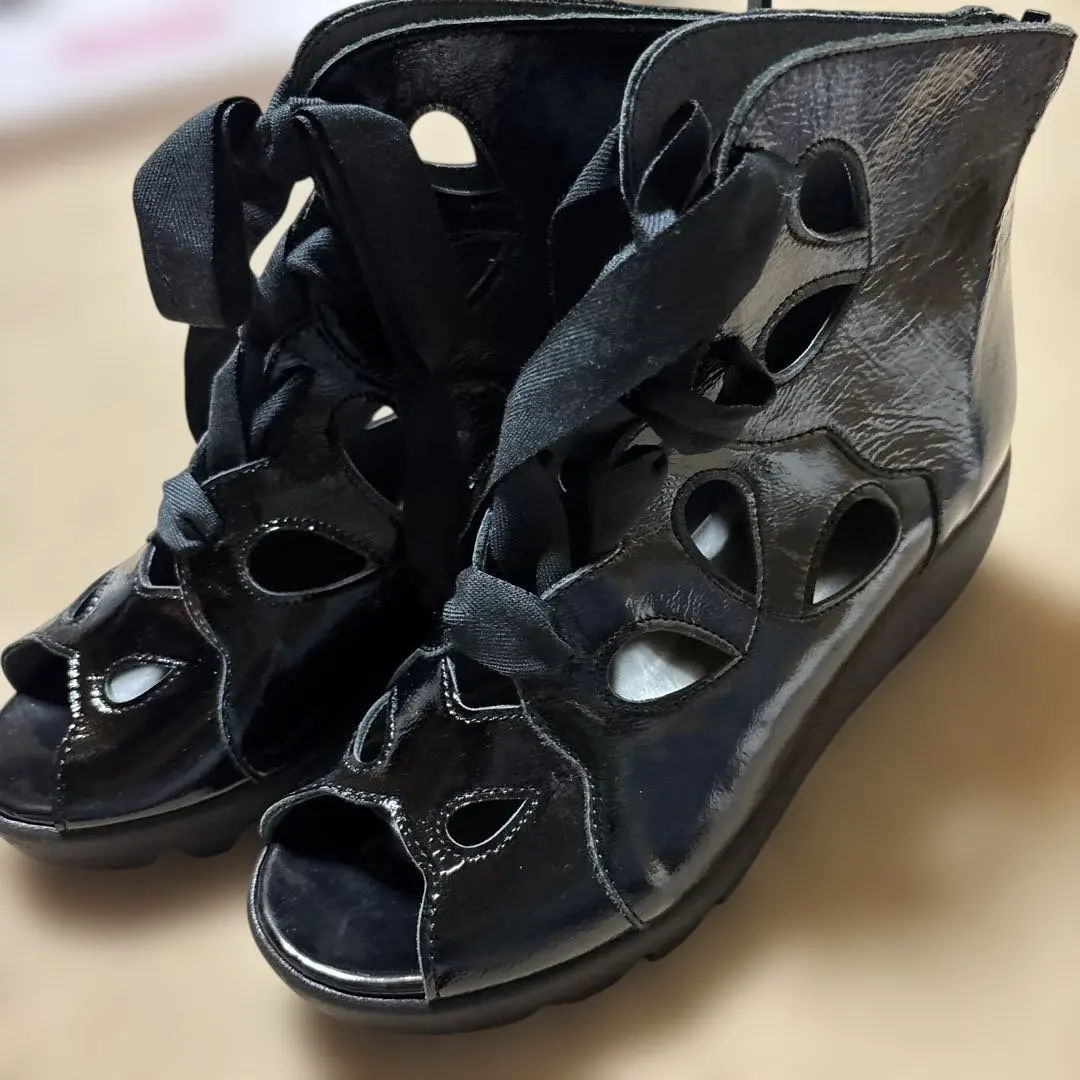 2026年最新】ヒルズアベニューサンダルの人気アイテム - メルカリ