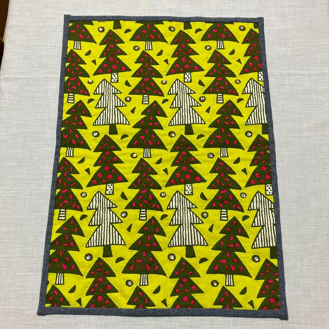 ハローキティ K/T ファイバーツリー 80 Dカット 光るクリスマスツリー