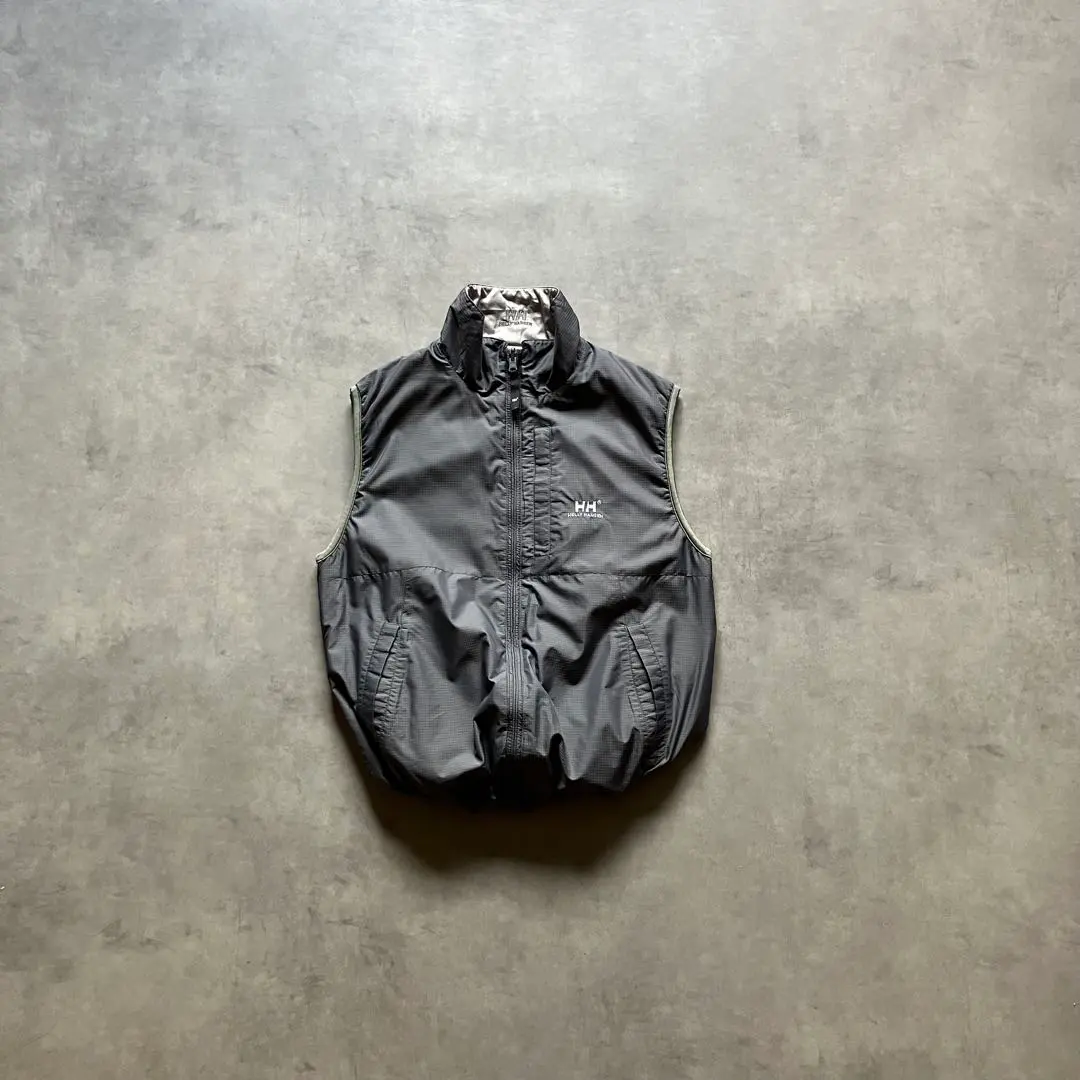 2026年最新】オニツカタイガー ダウンベストの人気アイテム - メルカリ