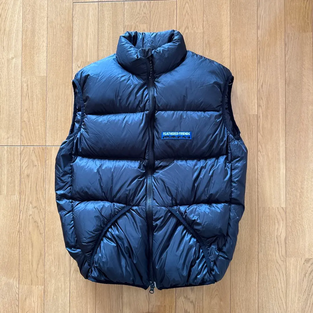 2026年最新】feathered friends ダウンベストの人気アイテム - メルカリ
