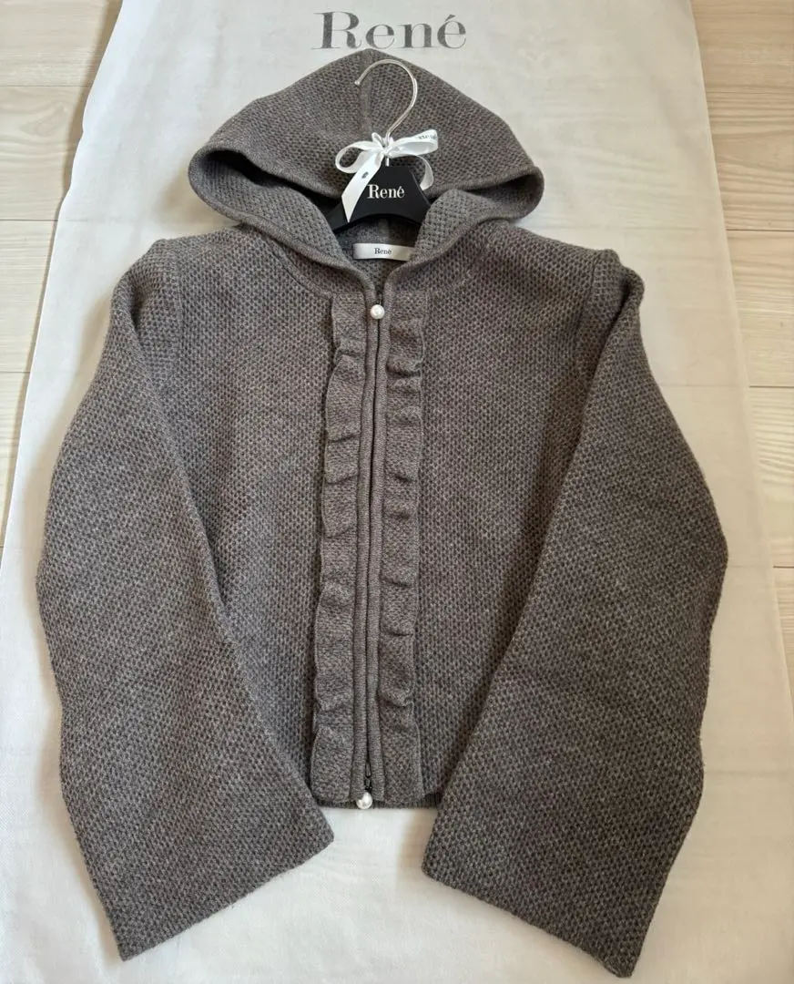 2026年最新】Rene パーカーの人気アイテム - メルカリ