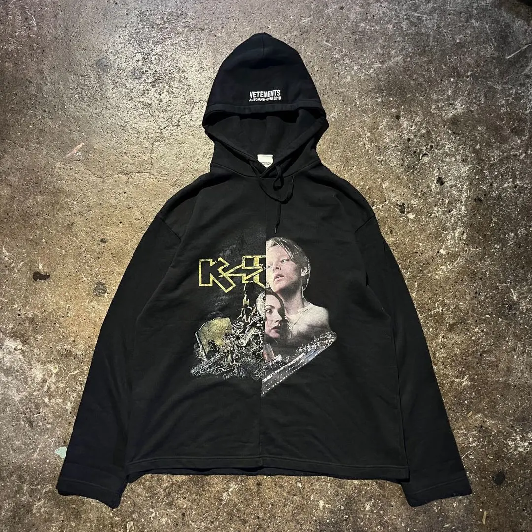 2026年最新】vetements タイタニック パーカーの人気アイテム - メルカリ