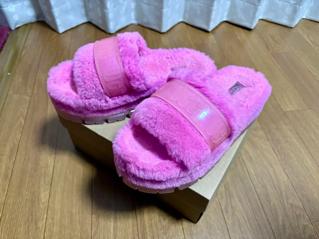 2026年最新】フラッフィータ uggの人気アイテム - メルカリ