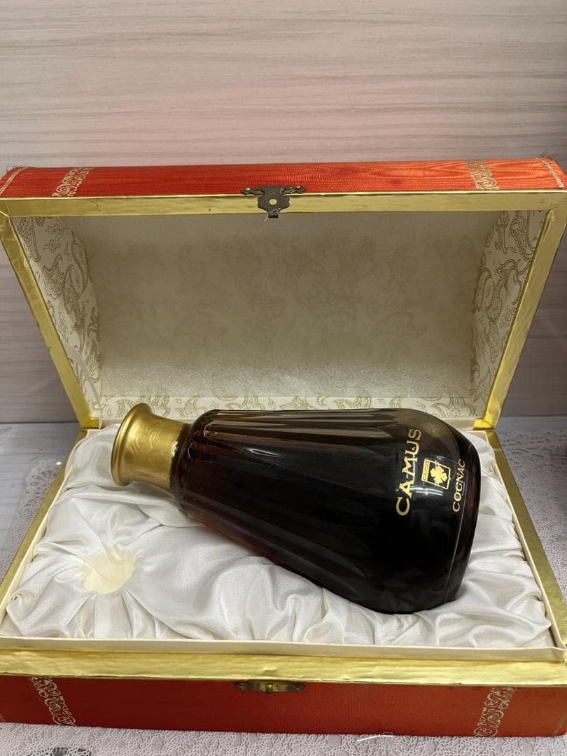 ★古酒★CAMUSカミュ　バカラ　カラフェ　クリスタル　コニャック 楽天市場】【箱・替え栓付】CAMUS カミュ カラフェ 1863 バカラボトル