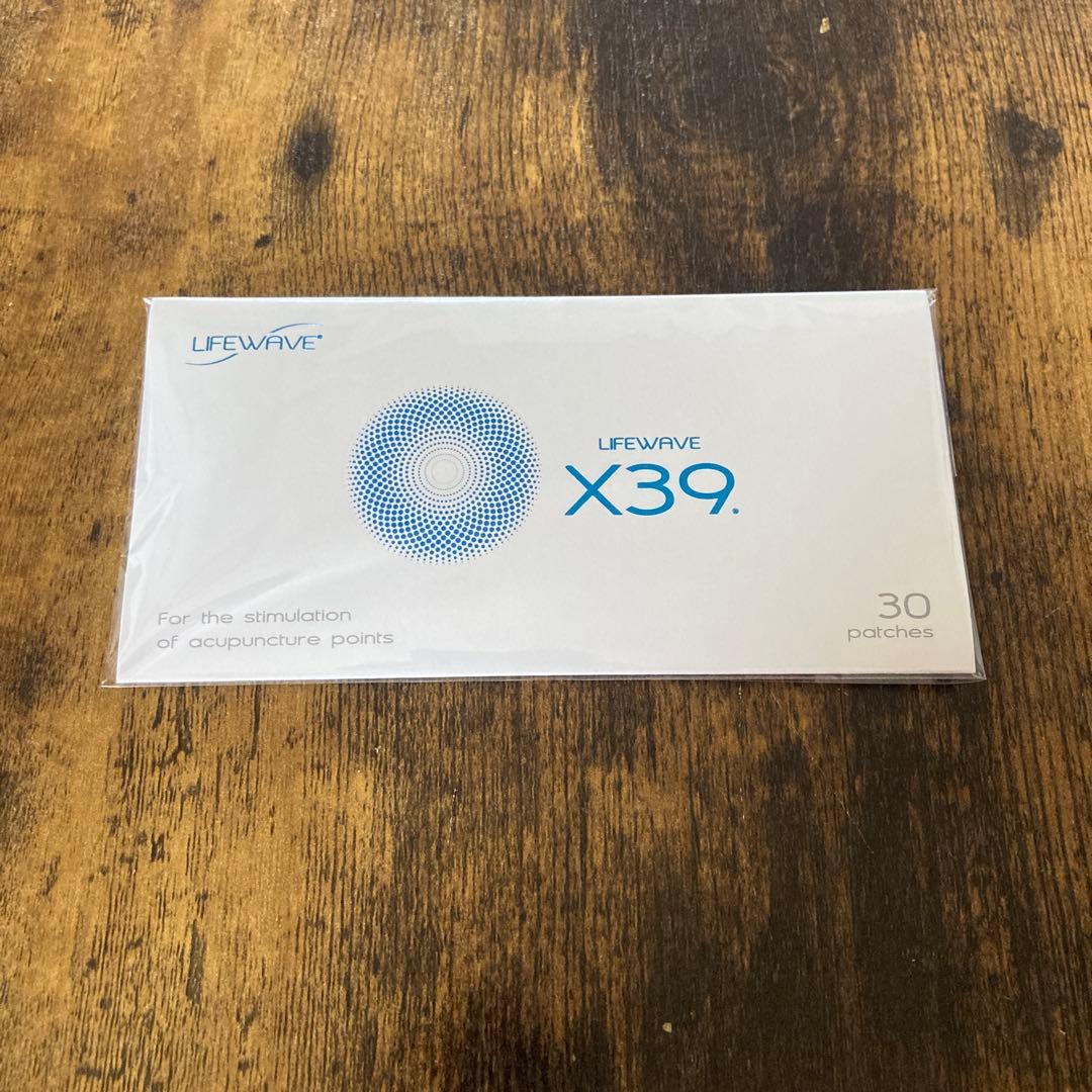 【新品未使用】正規品ライフウェーブ　X39パッチ　30枚 エックスサーティナイン ライフウェーブ X39 パッチシール 30枚 説明書