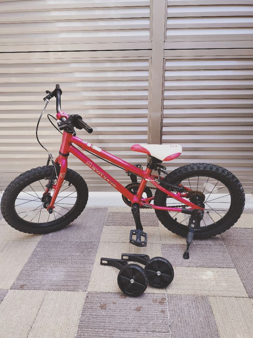川崎市内引渡希望】ヨツバサイクル ピンク 16インチ - メルカリ