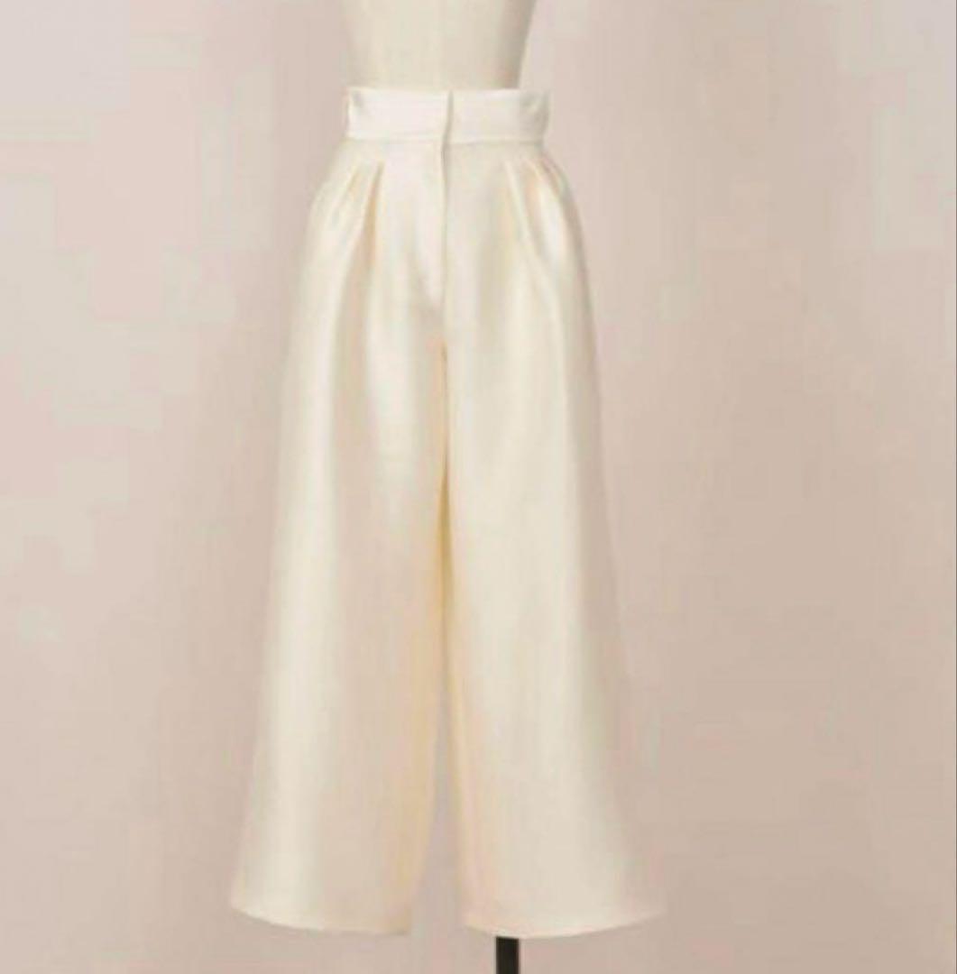 タグ付き Heve ヘイヴ サテン ワイド ブラック バニラ 36 イレニサの2タック ワイドパンツ2025 ver. | HUES 福岡セレクトショップ