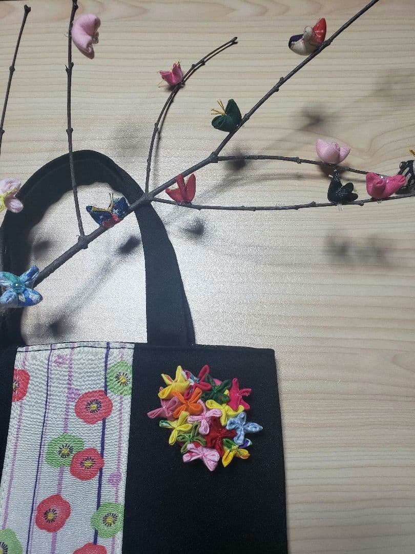 ハンドメイド くくり花1350個＋ビーズ付きくくり花300個 セット - メルカリ