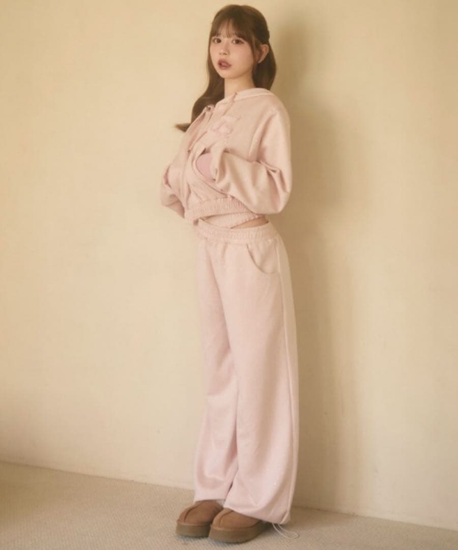 TITTY&CO. ファーロゴラメスウェットパーカー ラメクロススウェット