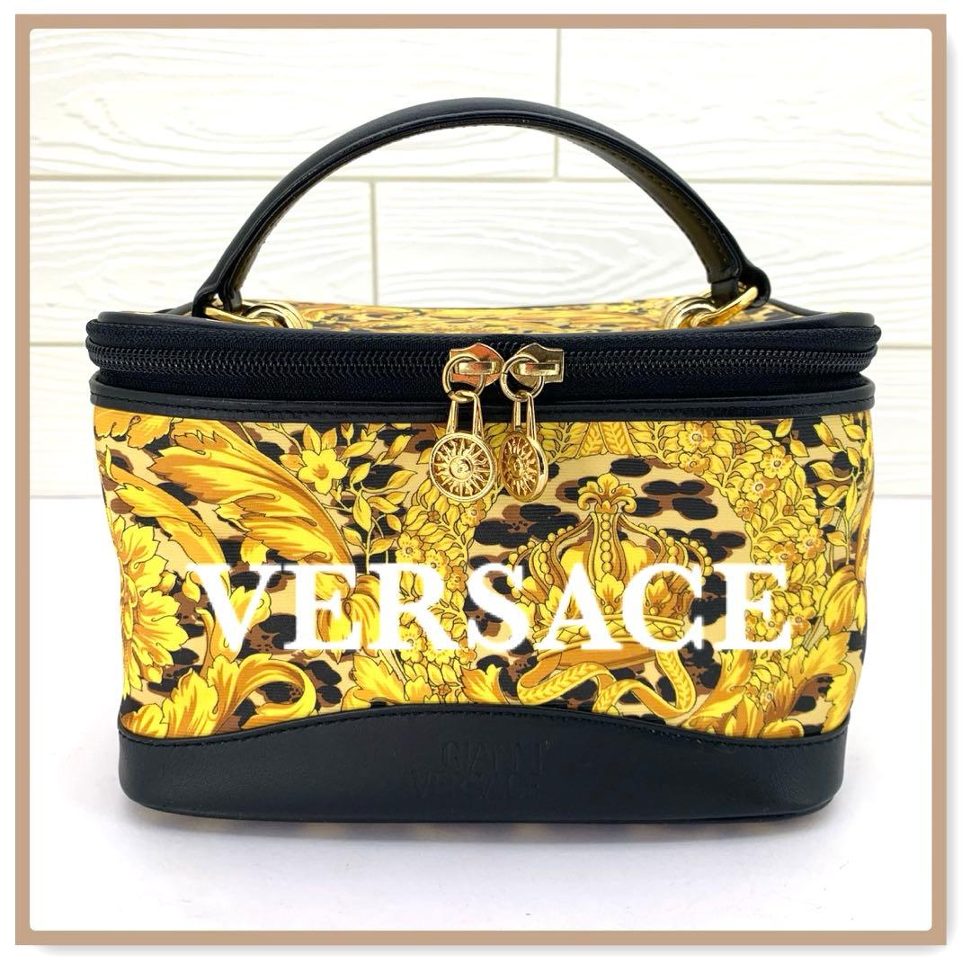 美品！GIANNI VERSACE ジャンニヴェルサーチ バニティバッグ　ポーチ Gianni Versace - 【本物保証】 希少 レア 布袋付 超美品 ジャンニ