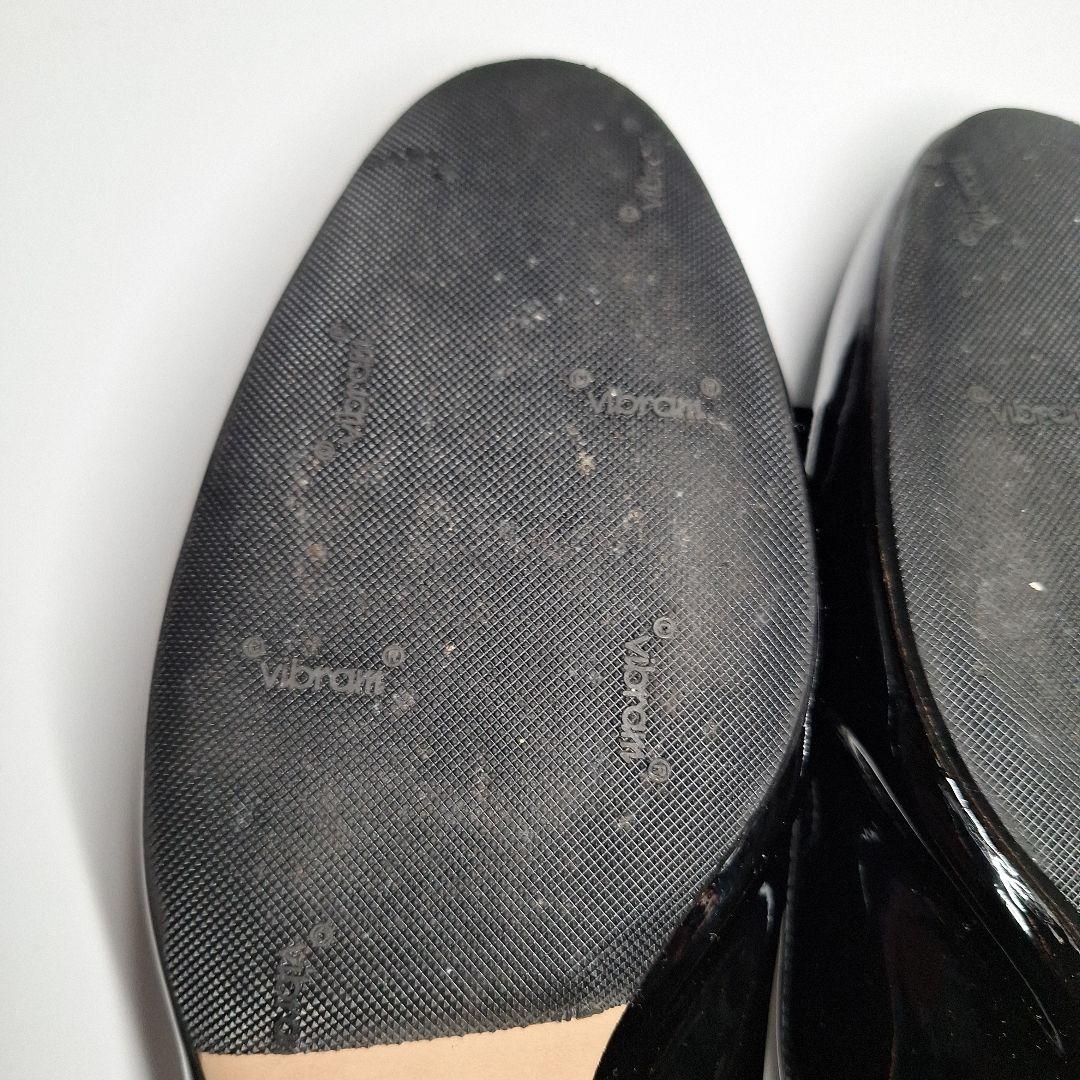 フェラガモ エナメル太ヒール パンプス ヴァラリボン 27cm Vibram