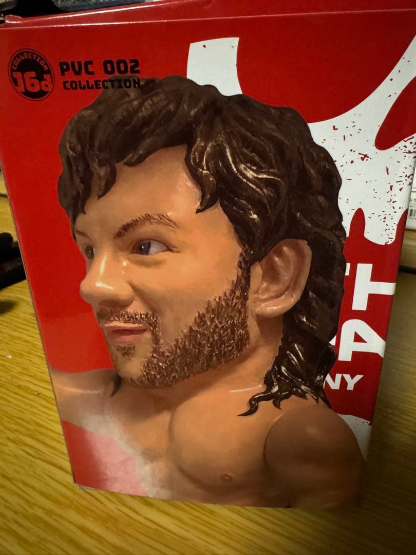 ケニー・オメガ　ジュウロクホウイ　フィギュア シルバーバージョン　コースター付き