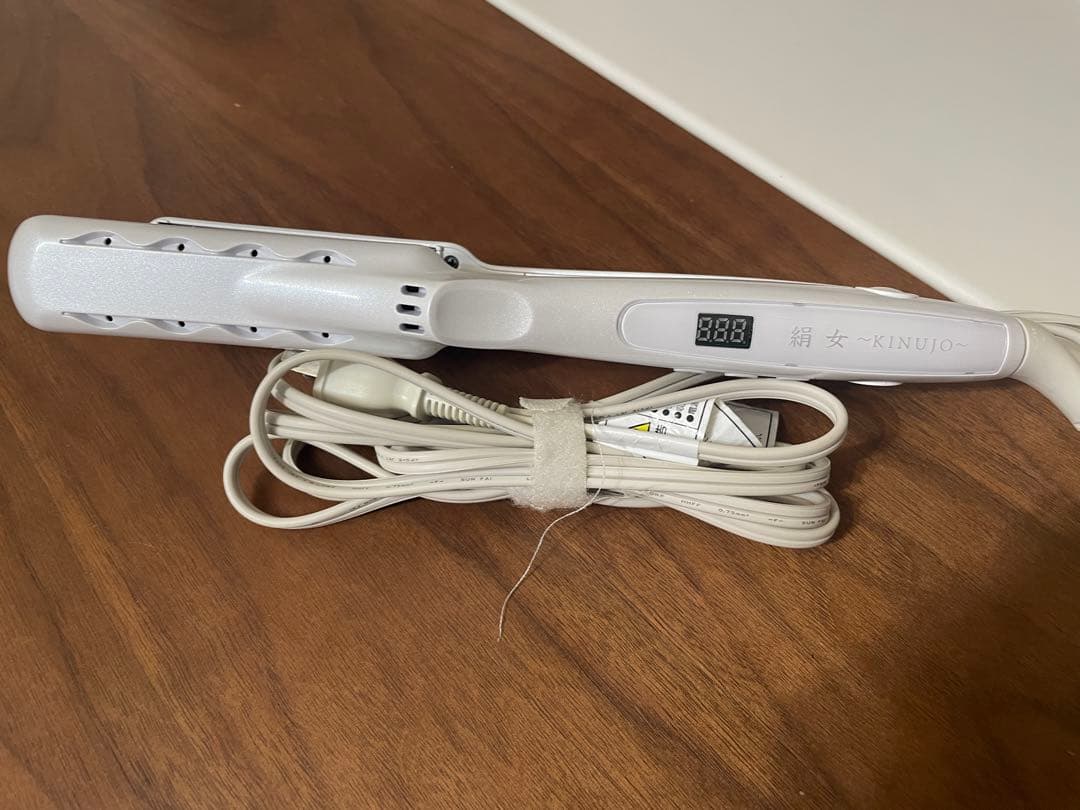 絹女～KINUJO～ ヘアアイロン ストレート 楽天市場】【公式限定ガイドブック付き】 絹女～KINUJO～ キヌージョ