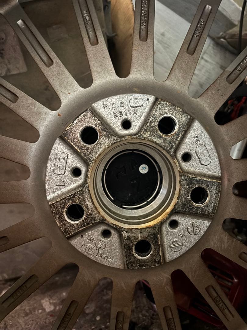 中古品】CRIMSON RS CV FIN 20インチ タイヤ4本セット！ - メルカリ