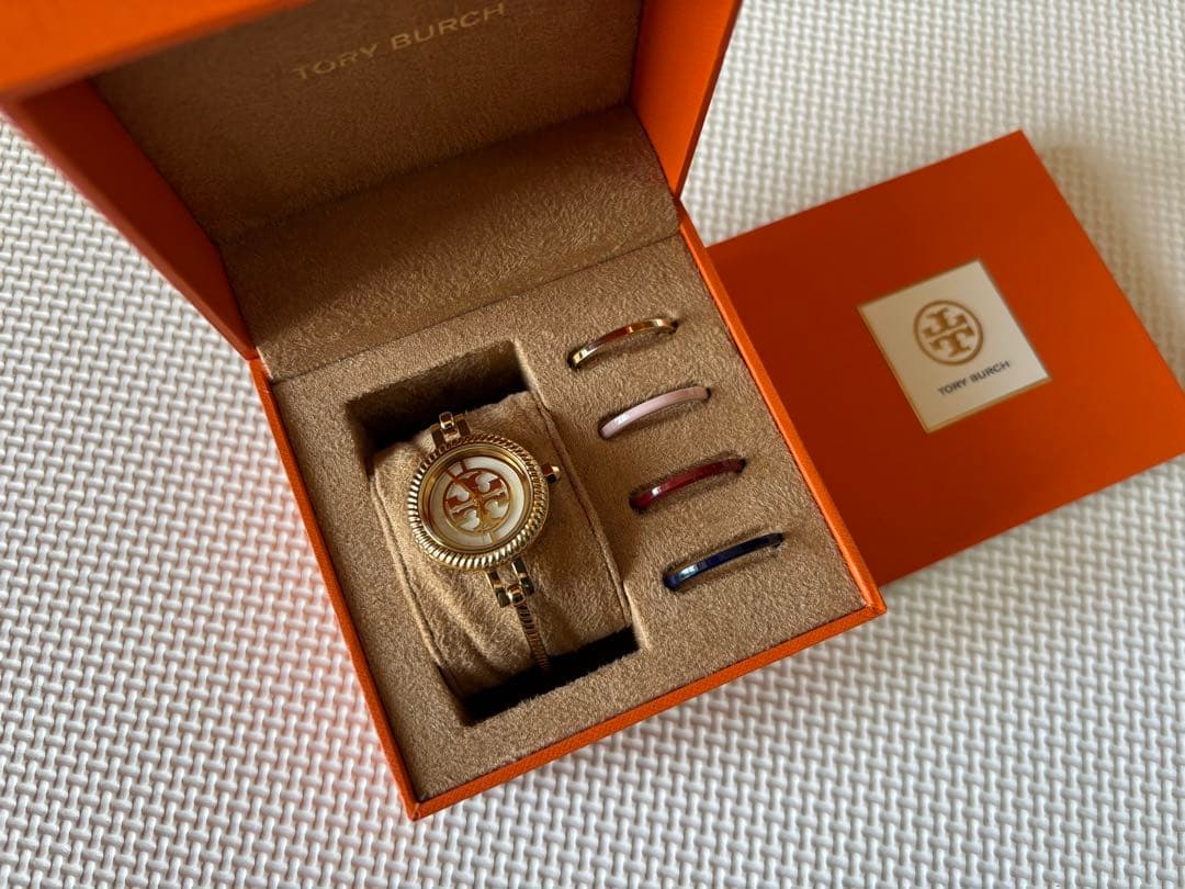 TORY BURCH 腕時計 ゴールド 交換用バンド付き TORY BURCH ゴールド アナログ時計 交換用ストラップ付き - メルカリ