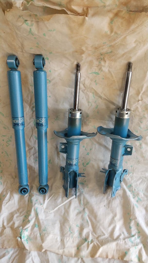 エブリィDA17wカヤバニューSRスペシャル Amazon | KYB カヤバ ショックアブソーバー ニューSRスペシャル 1台分