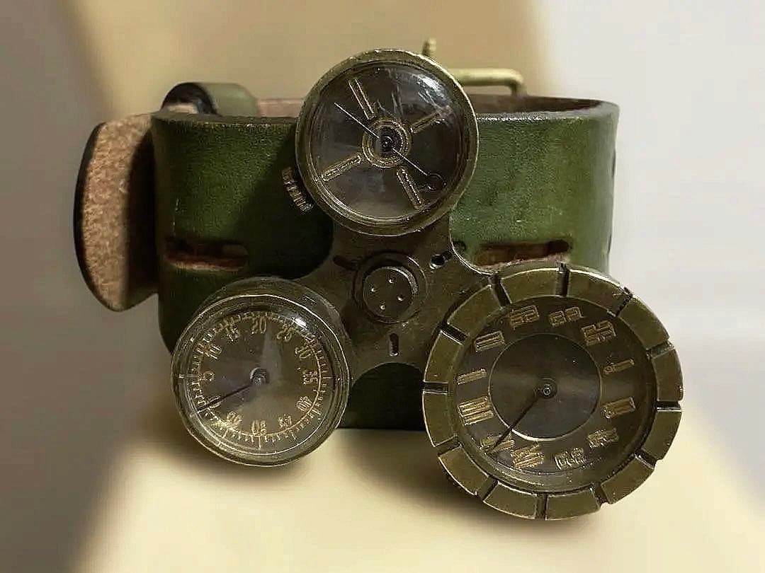 y*-様 ボトムズ ウォッチ スコープドッグモデル 腕時計 希少 ジャンク