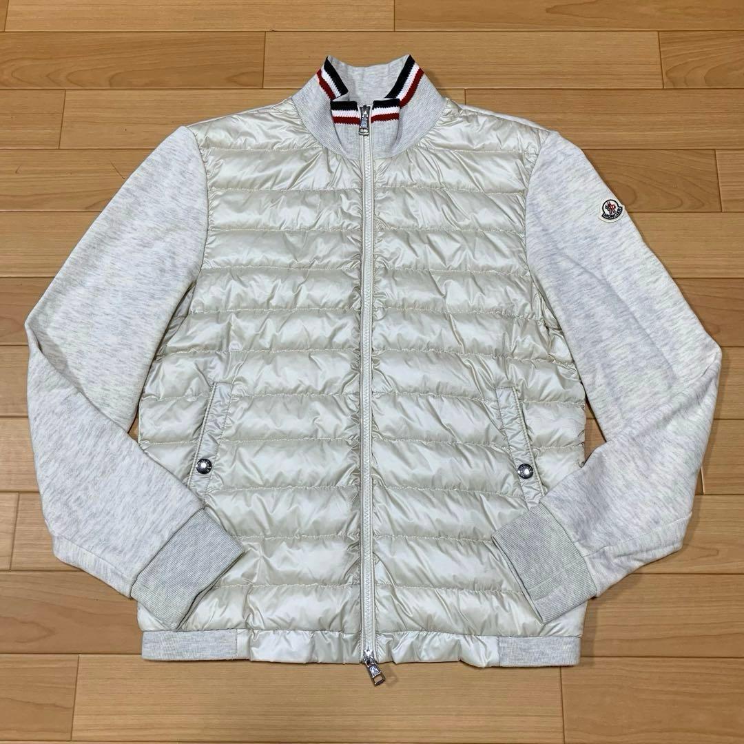【大人気】モンクレール　ダウンパーカー　Ｓ　アイボリー 5P9 MONCLER（モンクレール） パーカー レディース ボア ロゴ フリース