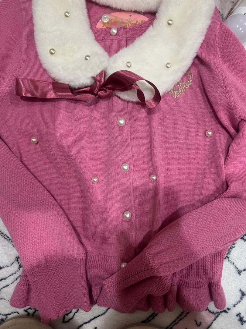 今日限定BABY, THE カーディガンファー衿付きパール ローズピンク 今日限定BABY, THE カーディガンファー衿付きパール ローズピンク