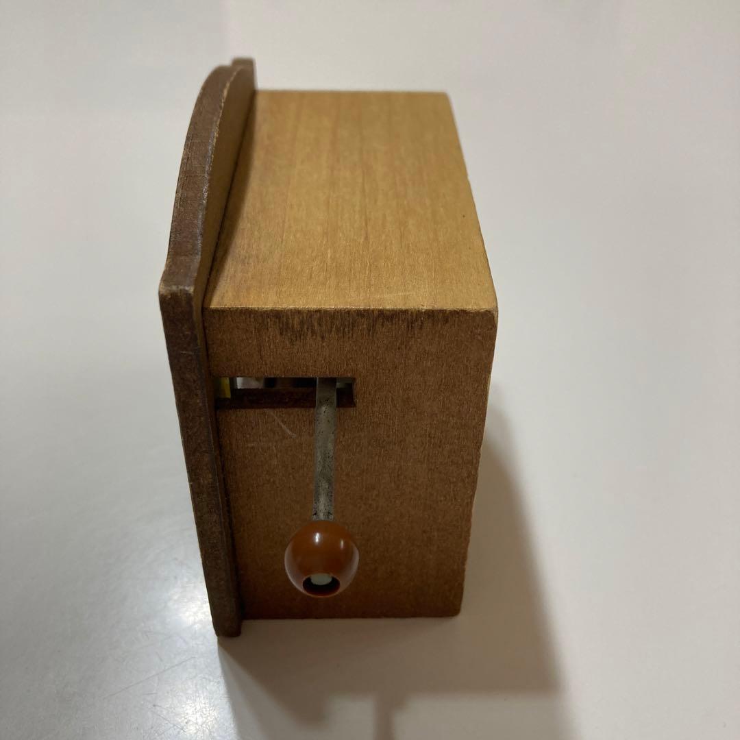 東京ディズニーランド》くまのプーさん手回し木製オルゴール - メルカリ