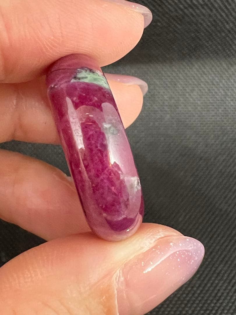 ルビー くり抜きリング - メルカリ