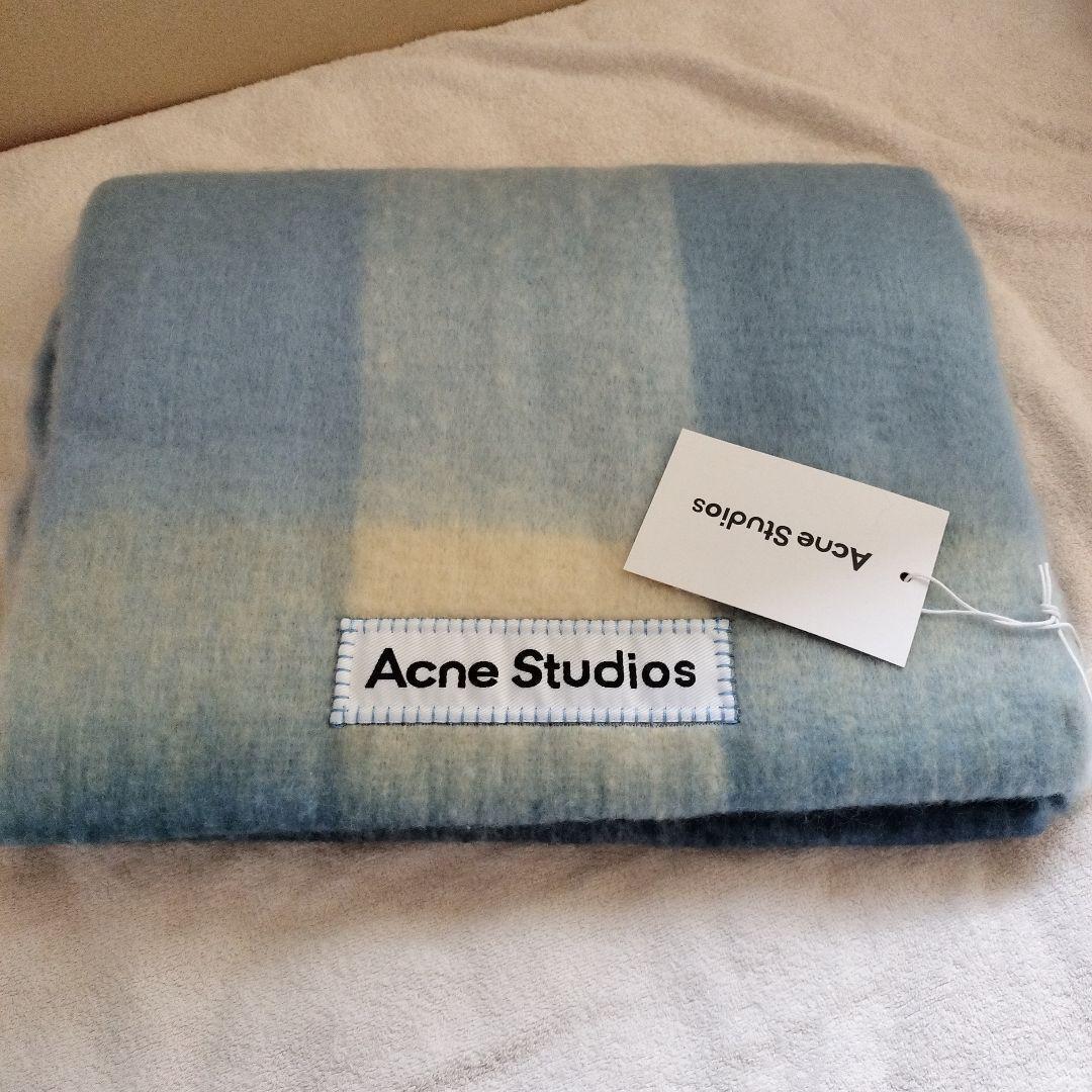 ラスト1点　ブルー　Acne Studios モヘアチェックスカーフ　マフラー Acne Studios - Mohair checked scarf - White/grey/royal blue
