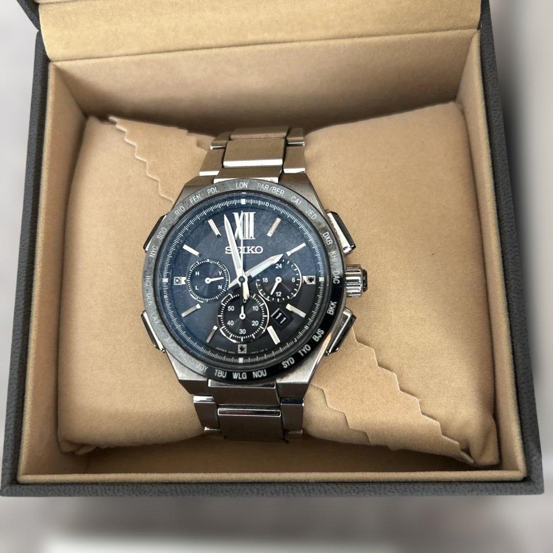 SEIKO 8B92 ソーラー電波　ワールドタイムクロノグラフ　C-20 人気モデル セイコー ブライツ 電波ソーラー クロノグラフ 8B92 文字盤