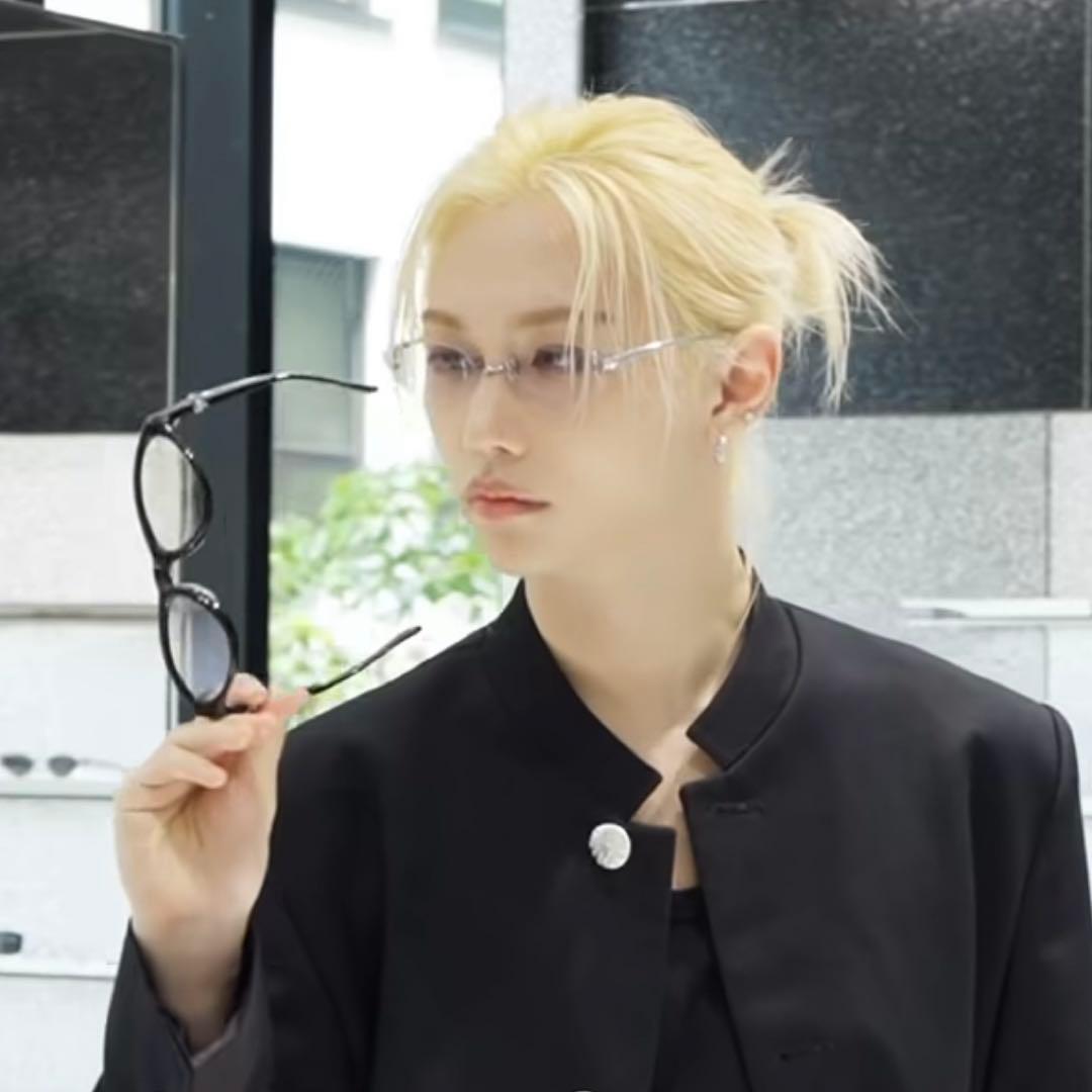 中古美品☆ジェントルモンスター フィリックス着用 Furi02 メガネ