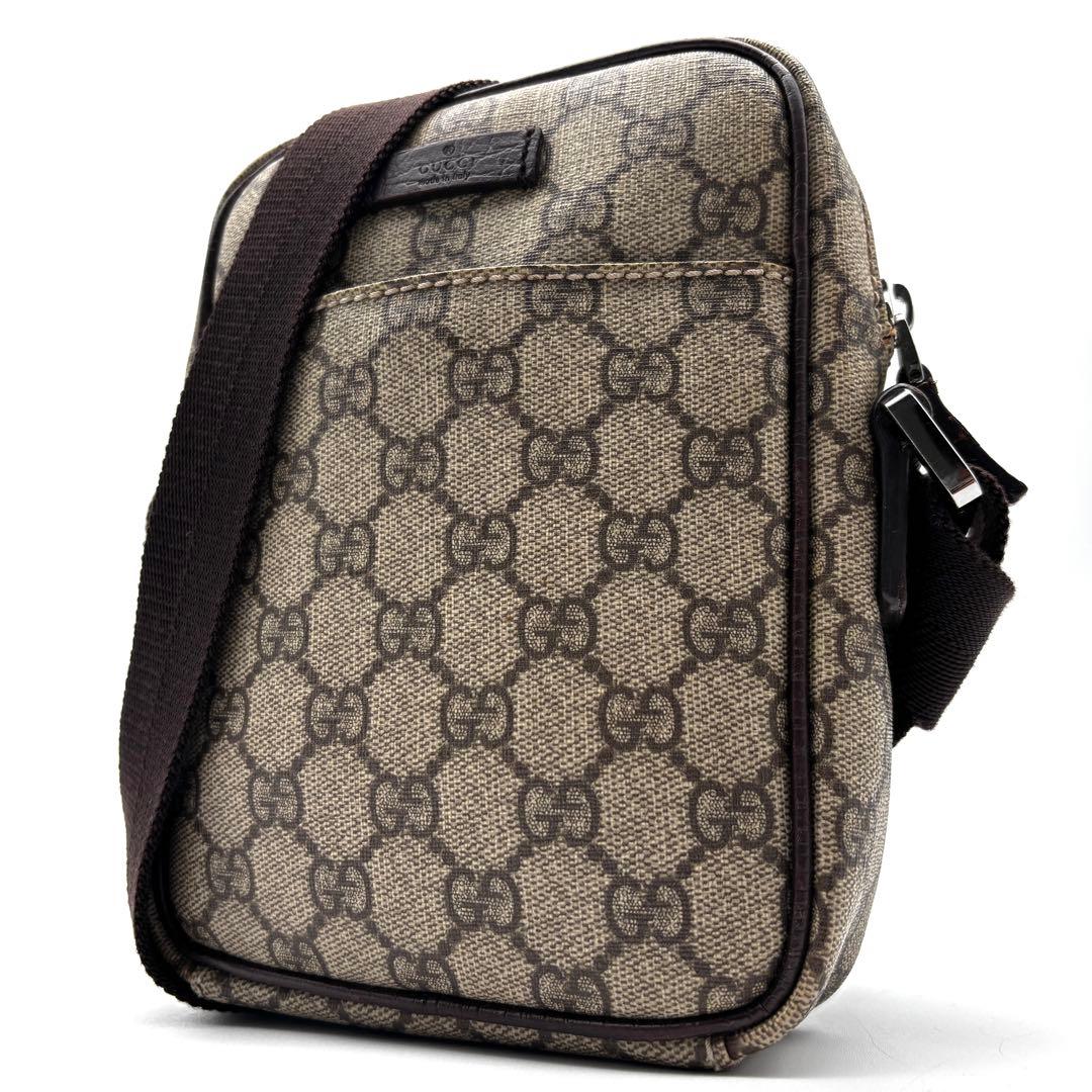 美品 グッチ ショルダーバッグ GG スプリーム ロゴプレート 斜め掛け メンズ GUCCI（グッチ） ショルダーバッグ 449184 G1XHN メンズ クロスボディ