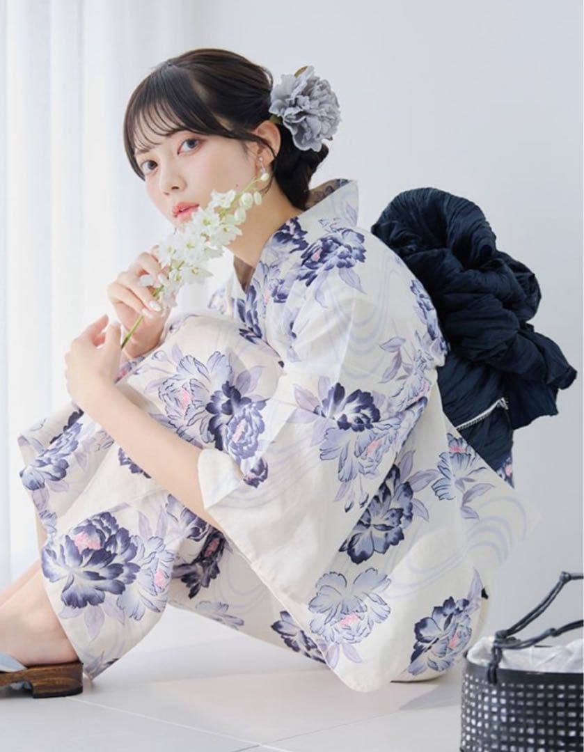牡丹流れる清流浴衣 【浴衣3点セット 浴衣/帯/下駄】 　Sugarnine 浴衣3点セット（浴衣・帯・下駄）（浴衣）｜sugar nine（シュガー