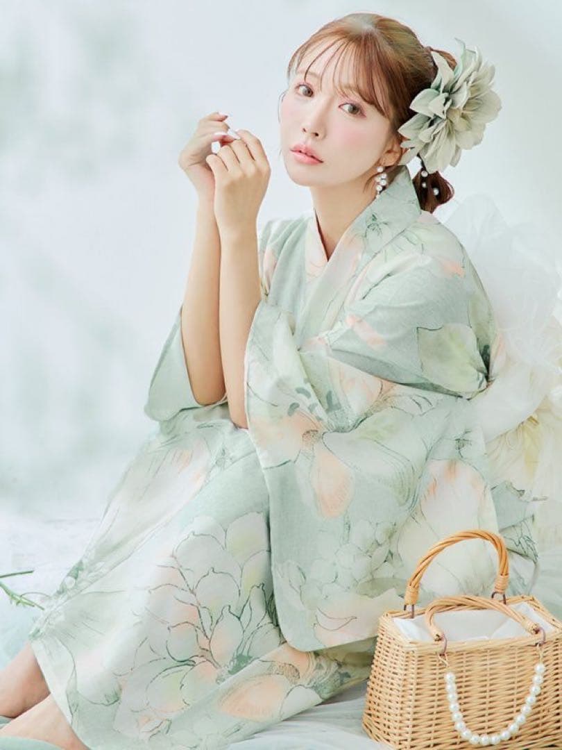 【美品】人気　JEWELS 浴衣3点セット アイシーミントフラワー 帯 下駄 即日発送】【浴衣セール！】大柄アイシーミントフラワー浴衣 【浴衣3