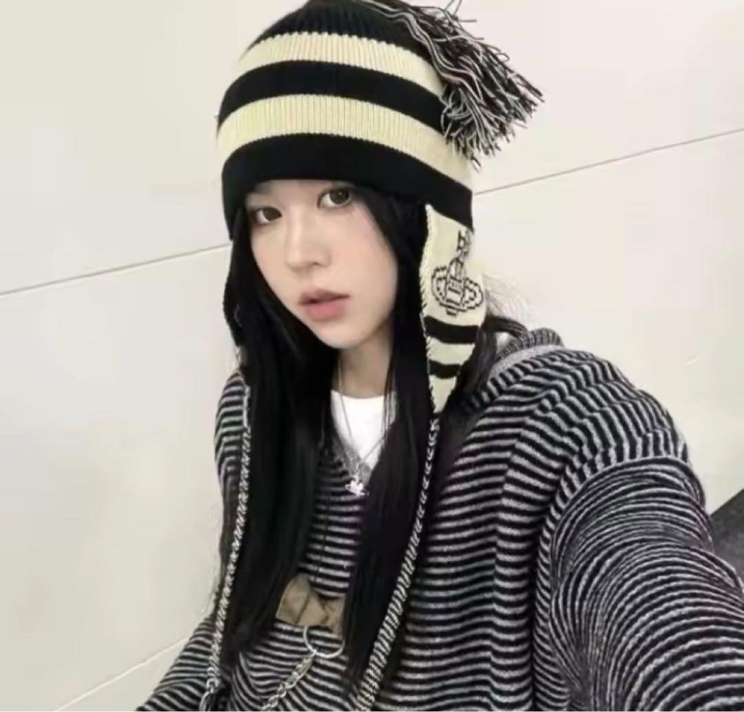 Vivienne westwood ヴィヴィアンウエストウッド 耳当てニット帽 - メルカリ