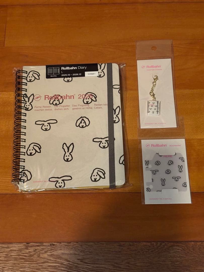 ロルバーンダイアリー2026 WARMGREYTAIL ホワイト bunny L - メルカリ