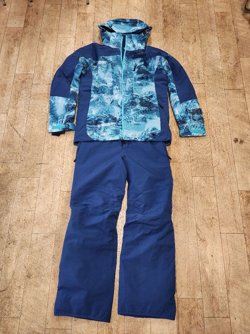 nnoumノアム　スキーウェア上下セット　Lサイズ NNOUM スキーウェア キッズ ジュニア 上下セット スノーウェア