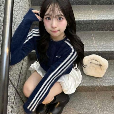 超希少☆完売品 adidas フラッフィーニットカーディガン M 紺白 りなて