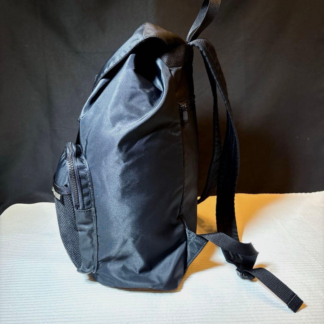 美品 ✨ MARY QUANT マリークワント ナイロン 黒 ブラック リュック