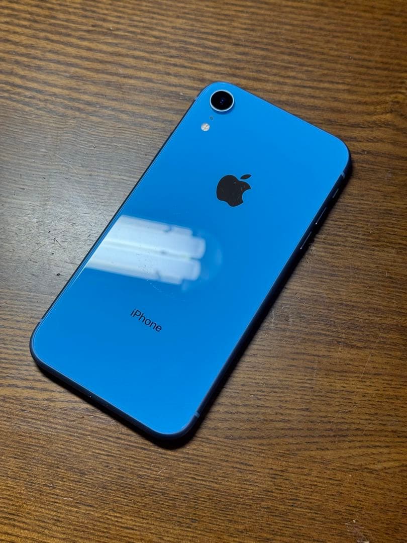 美品 Apple iPhone XR 64GBブルー 本体のみ Amazon | 【整備済み品】 Apple iPhone XR 64GB ブルー SIMフリー