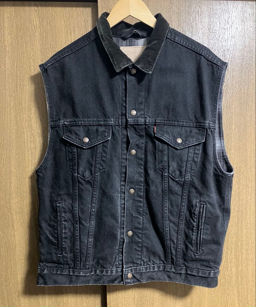 90s Levi's リーバイス 後染めブラック デニムベスト USA製 90s USA製 Levi'sリーバイス 501 ブラック デニムパンツ 後染め w32