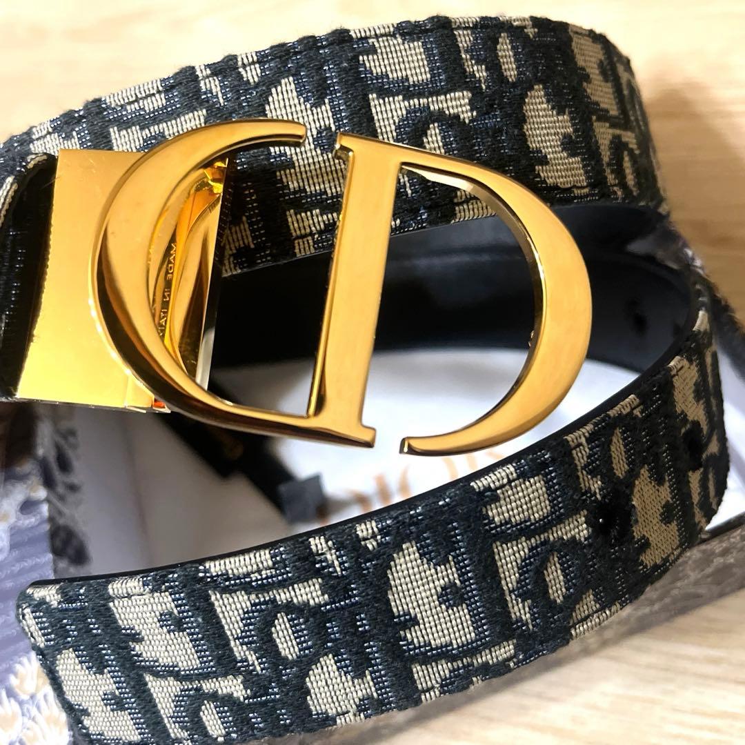Christian Dior ロゴベルト 105cm - メルカリ