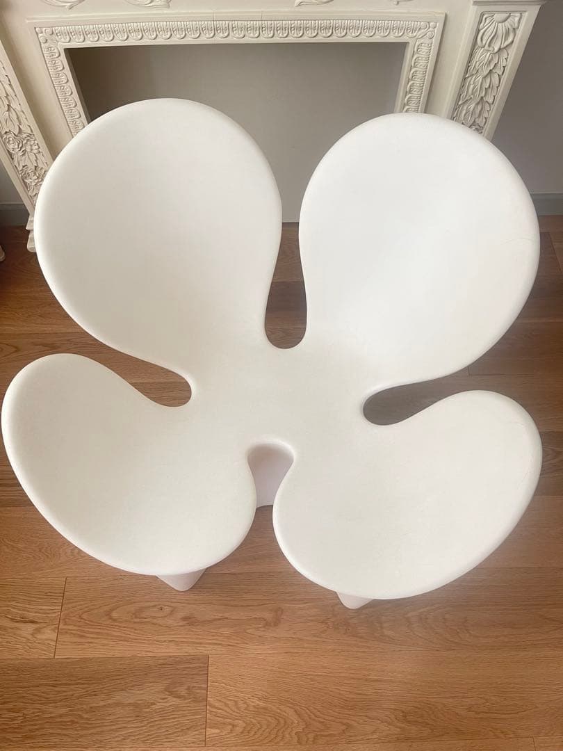 ドリアデ クローバー ホワイトチェア