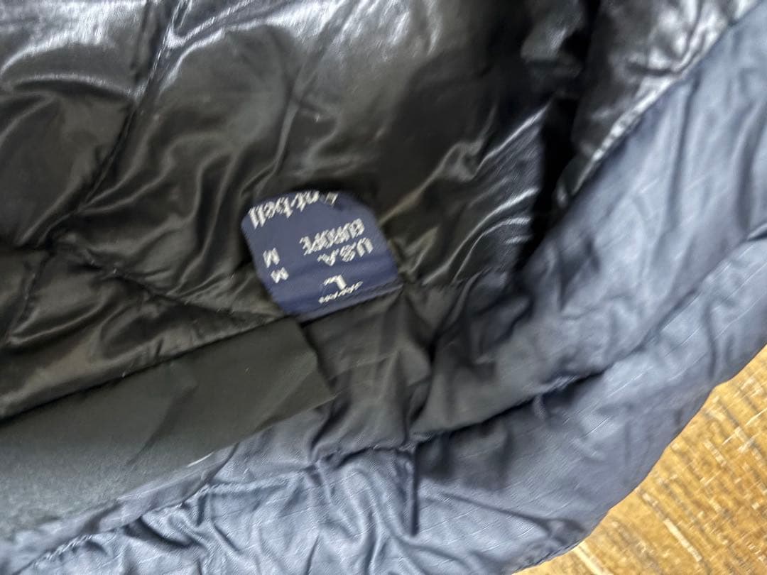 モンベルダウンパンツ、ダウンジャケットサイズL、発送は60サイズです