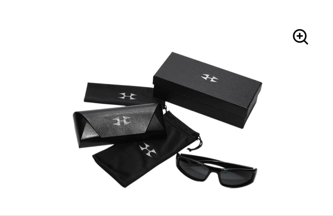 最安価 helix LOGO SUNGLASSES BLACK io着用 - メルカリ