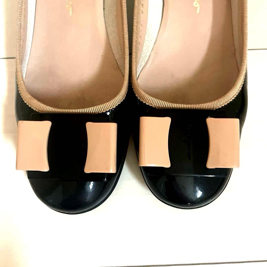 Ferragamo バレエフラットシューズ 黒 - メルカリ