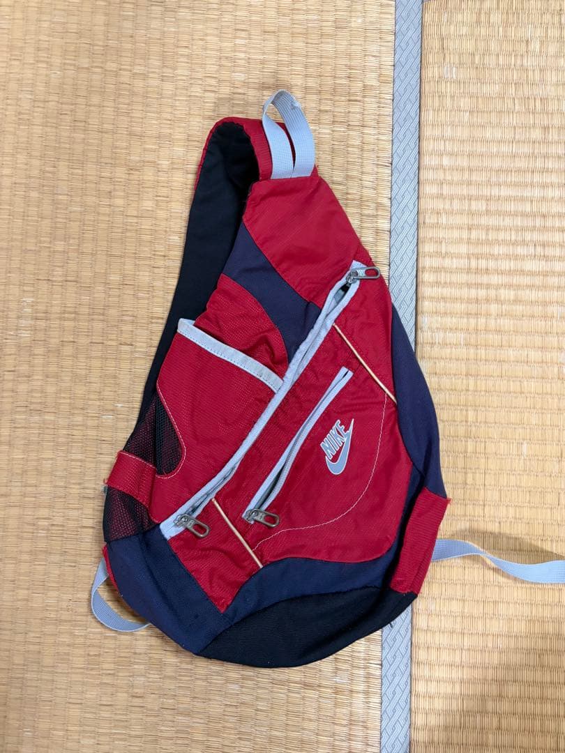 90s 00s NIKEワンショルダー・スリングバック(y2k) - メルカリ