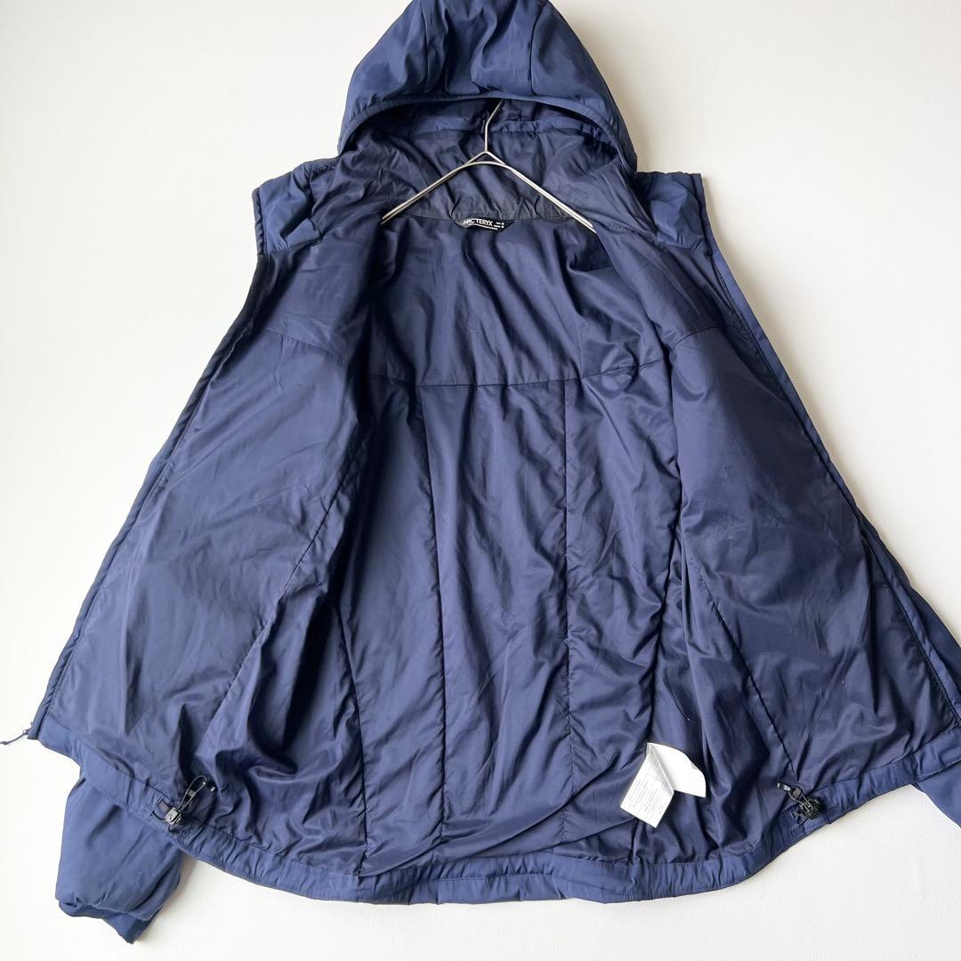 4933 アークテリクス プロトンLTフーディ パーカー 中綿ジャケット M 紺