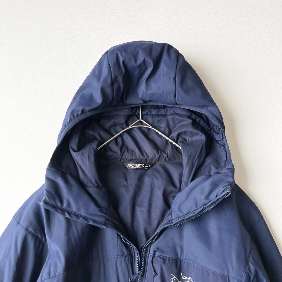 4933 アークテリクス プロトンLTフーディ パーカー 中綿ジャケット M 紺