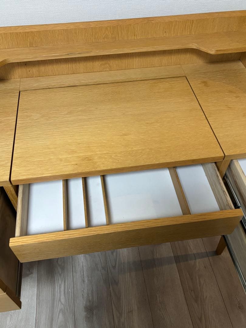 これで最終値下げ！　unico ドレッサー